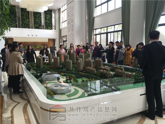 10月21日小虎看房團之建業(yè)·公園里