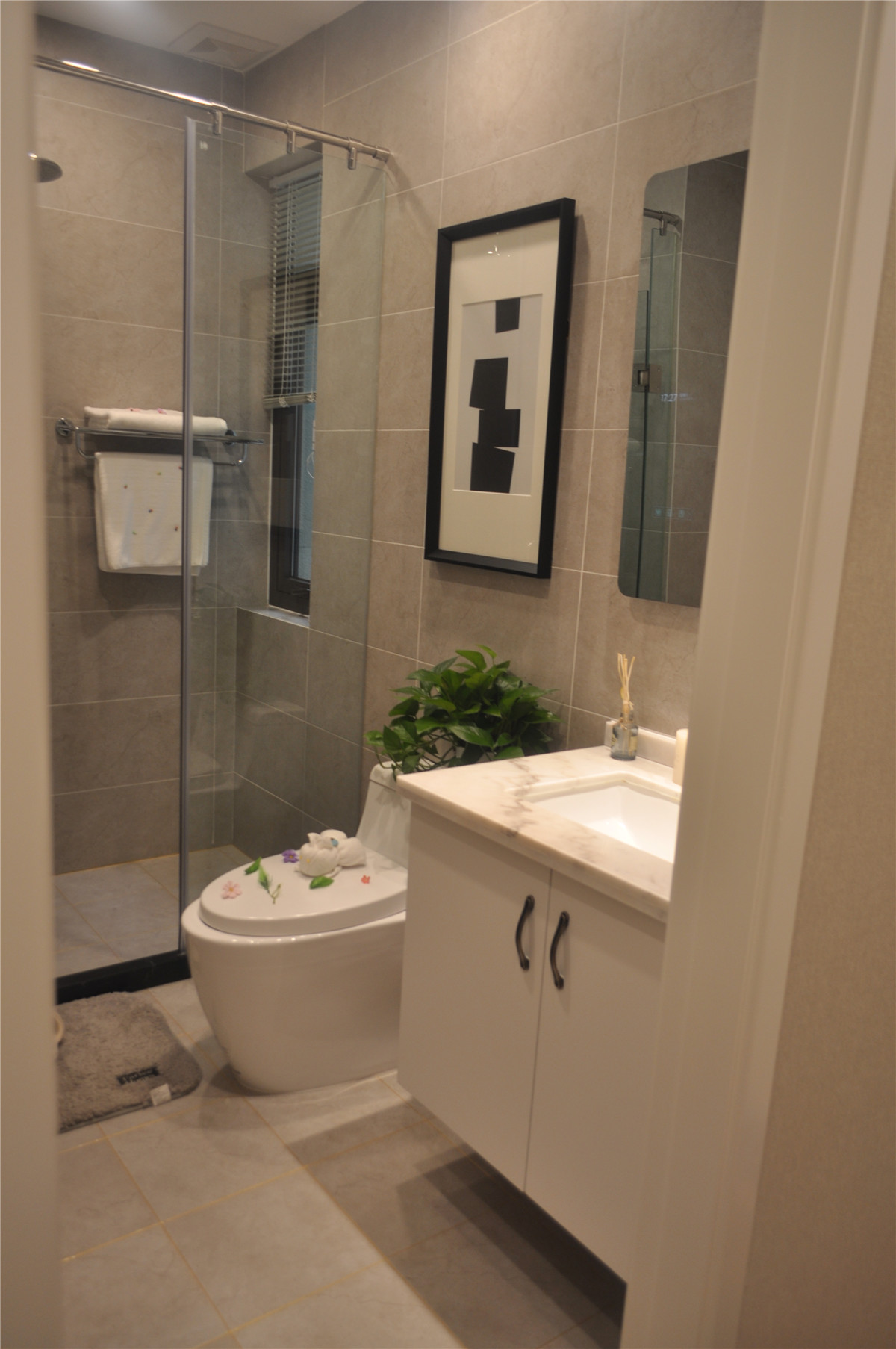 樣板間衛(wèi)生間