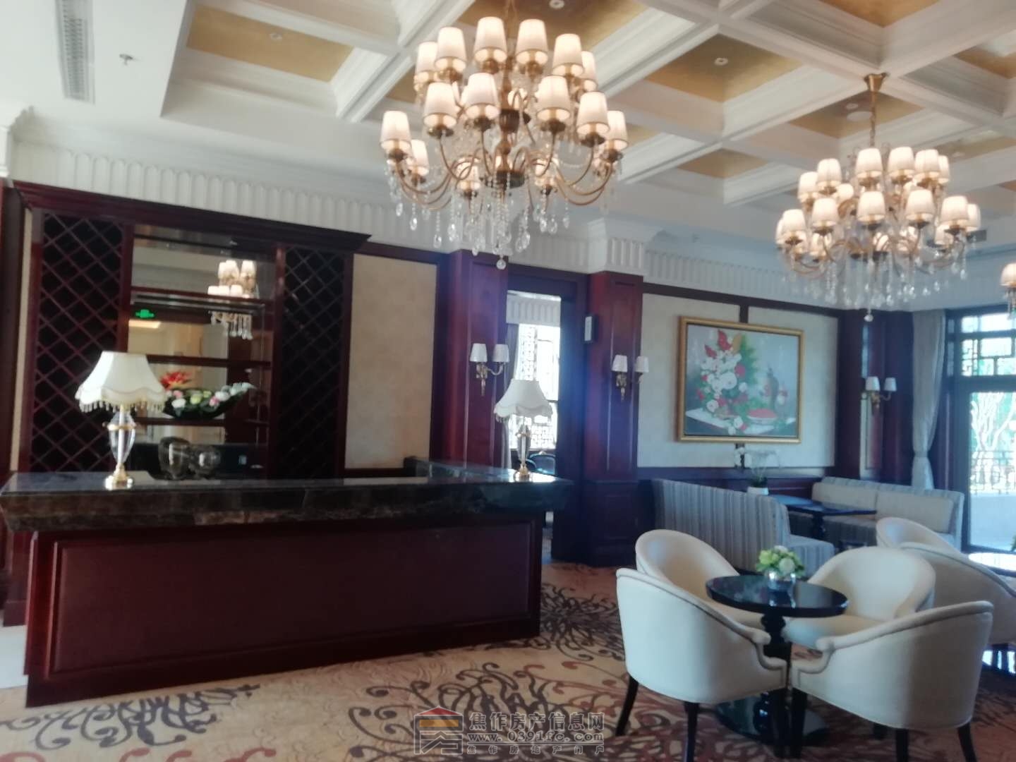 恒大悅龍臺(tái)以木造景，師法自然，　精筑約78000㎡新中式園林，恒大悅龍臺(tái)悅賢會(huì)所，奢華兼?zhèn)?，多功能分區(qū)，恒溫泳池、健身房、舞蹈室、繪畫室、兒童樂園…多種娛樂、休閑的場(chǎng)所均為業(yè)主提供貼心服務(wù)，恒大悅龍臺(tái)商業(yè)步行街，齊聚餐飲、娛樂、休閑、住宅為一體，展現(xiàn)繁華時(shí)代，在家即刻演繹浪漫風(fēng)情，約9000㎡恒大影城讓完美生活“視”不可擋！組團(tuán)電話：400-0391-661轉(zhuǎn)8333