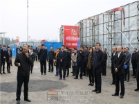 2016年10月24日 焦作市委書(shū)記王小平視察鴻運(yùn)電子商務(wù)科技園