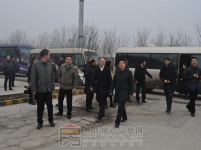 2017年1月10日焦作市市長(zhǎng)徐衣顯等視察鴻運(yùn)國(guó)際商城